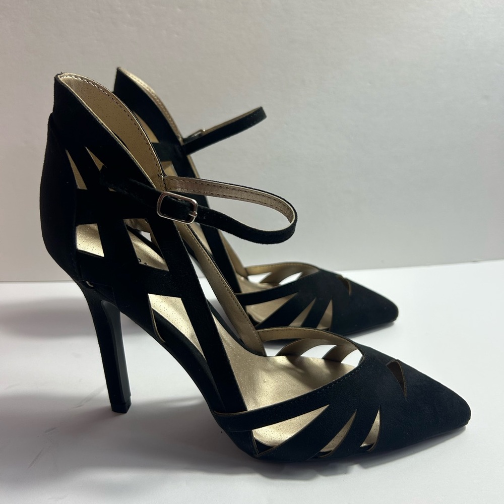 Qupid Potion-131 Black Suede Cutout Heels – Size 8